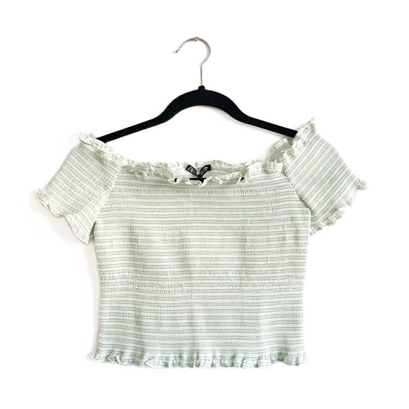 Zara Smock Off the Shoulder White Green Cream Striped Crop Top Size Med - Picture 2 of 9